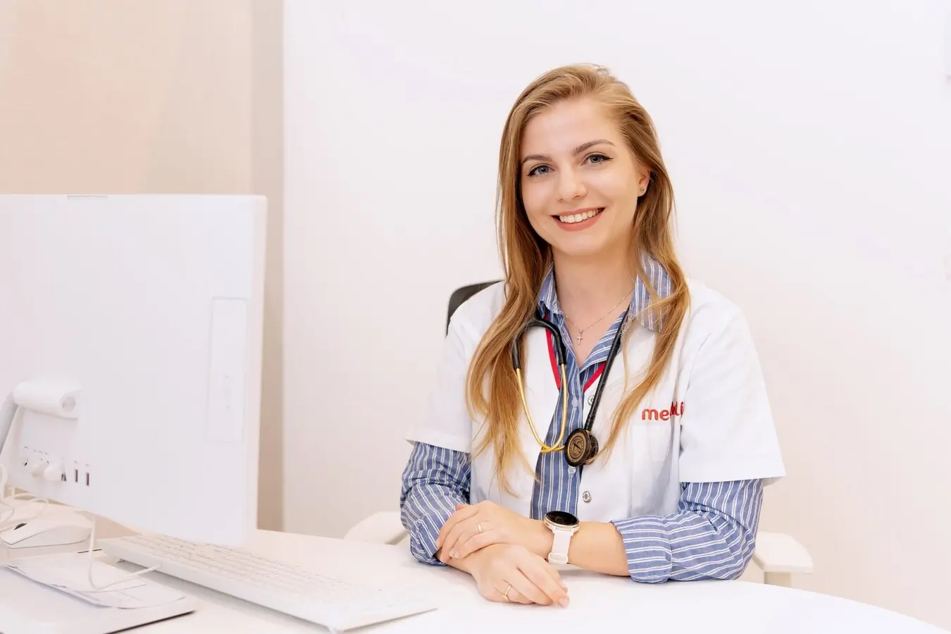 Dr. Andreea Sagadim