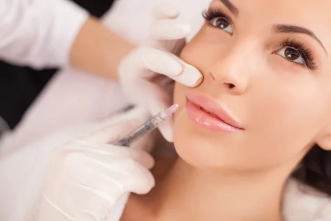 Injectarea buzelor cu acid hialuronic